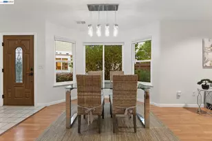 37 Oak Park Dr, Alameda, CA 94502 - Photo 14