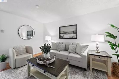 2205 San Antonio Ave #F, Alameda, CA 94501 - Photo 6