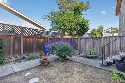 2205 San Antonio Ave #F, Alameda, CA 94501 - Photo 22