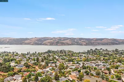 452 Lori Dr, Benicia, CA 94510 - Photo 56