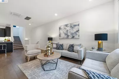 5862 Cadence Ave, Dublin, CA 94568 - Photo 8