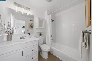 2282 Charlotte Ave, Concord, CA 94518 - Photo 30