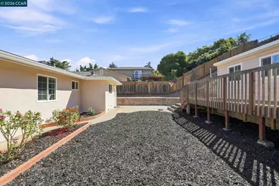 2358 Galway Rd, San Pablo, CA 94806 - Photo 24