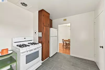 28611 Cole Pl, Hayward, CA 94544 - Photo 6