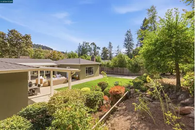 57 Lombardy Ln, Orinda, CA 94563 - Photo 40