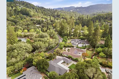 57 Lombardy Ln, Orinda, CA 94563 - Photo 54