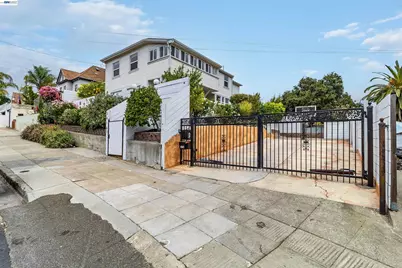 3416 Davis St, Oakland, CA 94601 - Photo 2