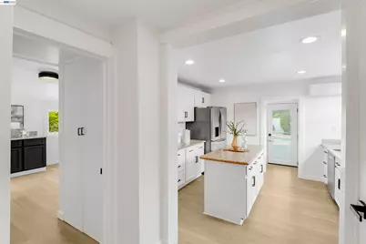 3416 Davis St, Oakland, CA 94601 - Photo 14