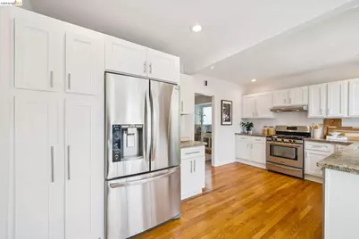 3720 Linwood Ave, Oakland, CA 94602 - Photo 18