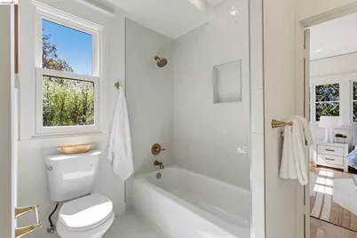 328 Ramona Ave, Piedmont, CA 94611 - Photo 38