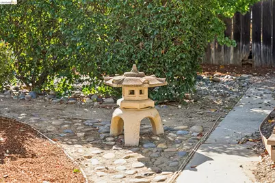 836 Navaronne Way, Concord, CA 94518 - Photo 84