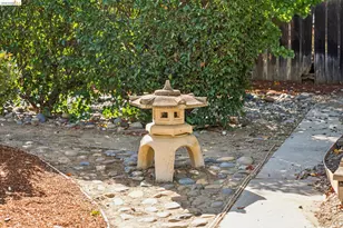 836 Navaronne Way, Concord, CA 94518 - Photo 84