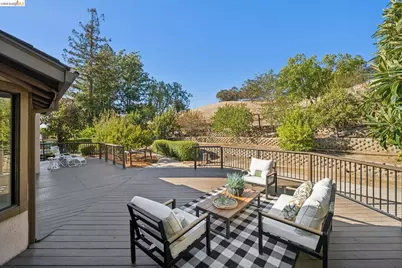 836 Navaronne Way, Concord, CA 94518 - Photo 78
