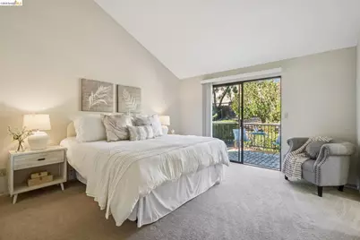 836 Navaronne Way, Concord, CA 94518 - Photo 40