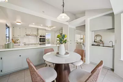836 Navaronne Way, Concord, CA 94518 - Photo 24