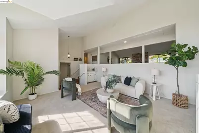 836 Navaronne Way, Concord, CA 94518 - Photo 30