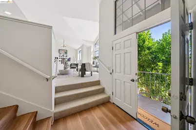 836 Navaronne Way, Concord, CA 94518 - Photo 8