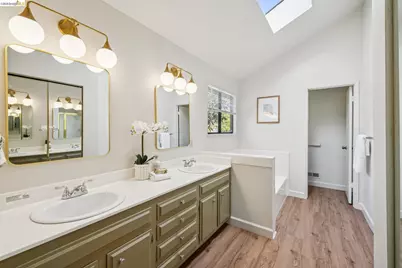 836 Navaronne Way, Concord, CA 94518 - Photo 46