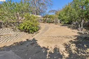 836 Navaronne Way, Concord, CA 94518 - Photo 74