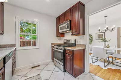 4737 Virginia Ave, Oakland, CA 94619 - Photo 18