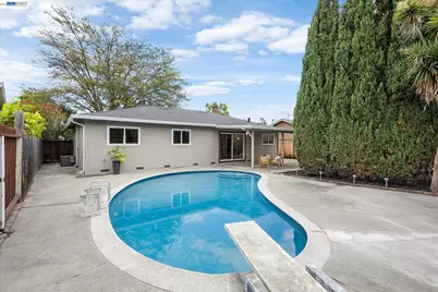 8526 Briarwood Ln, Dublin, CA 94568 - Photo 50