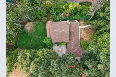 524 Dawkins Dr, Lafayette, CA 94549 - Photo 2