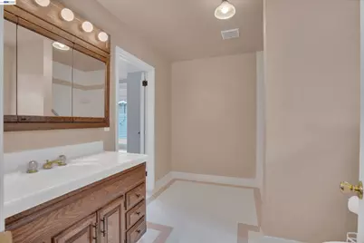 2014 Buena Vista Ave, Alameda, CA 94501 - Photo 30