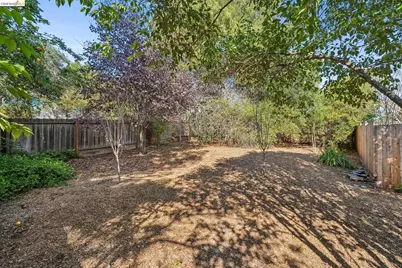2000 Clemens Rd, Oakland, CA 94602 - Photo 90
