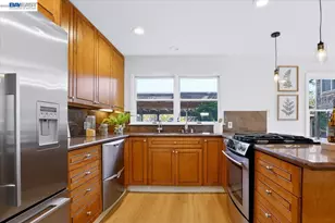 204 Centre Ct, Alameda, CA 94502 - Photo 10