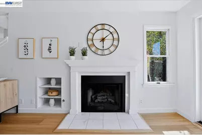 204 Centre Ct, Alameda, CA 94502 - Photo 4