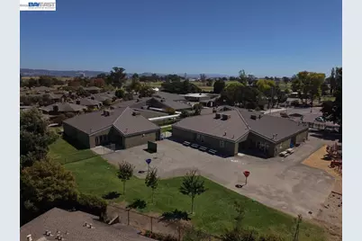 204 Centre Ct, Alameda, CA 94502 - Photo 38