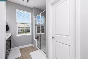 4512 Villa Del Paso Ln, Sacramento, CA 95834 - Photo 44