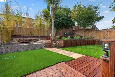 4535 Redding St, Oakland, CA 94619 - Photo 42
