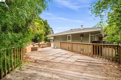 699 Fiesta Pl, Hayward, CA 94544 - Photo 46