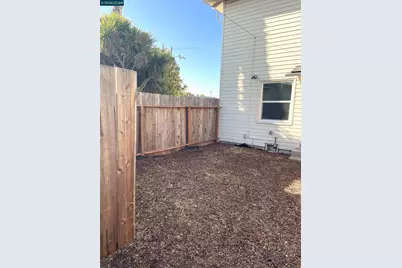 168 Chanslor Ave, Richmond, CA 94801 - Photo 16