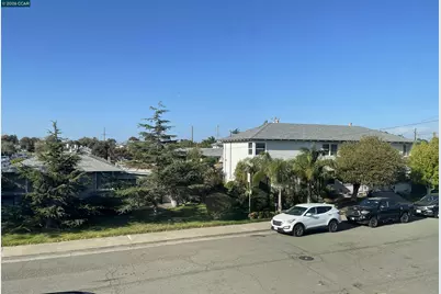 168 Chanslor Ave, Richmond, CA 94801 - Photo 18