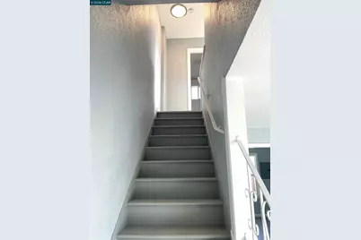 168 Chanslor Ave, Richmond, CA 94801 - Photo 8