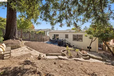 425 Kentucky Ave, Berkeley, CA 94707 - Photo 24