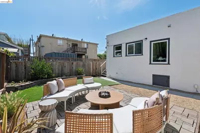 5618 Gaskill St, Oakland, CA 94608 - Photo 26