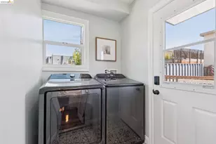 5618 Gaskill St, Oakland, CA 94608 - Photo 24