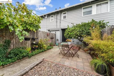 1802 Second #M, Alameda, CA 94501 - Photo 22