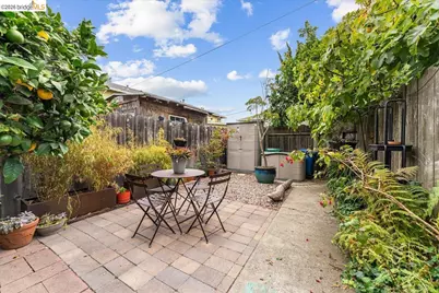 1802 Second #M, Alameda, CA 94501 - Photo 20