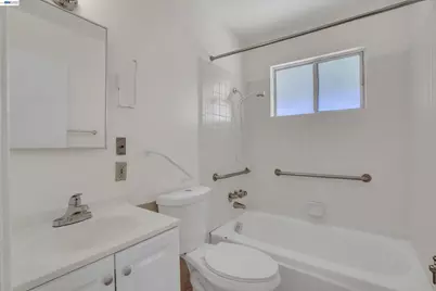 202 Arc Ave, Stockton, CA 95210 - Photo 14