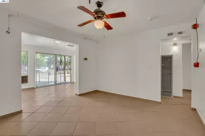 202 Arc Ave, Stockton, CA 95210 - Photo 12