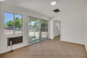 202 Arc Ave, Stockton, CA 95210 - Photo 10
