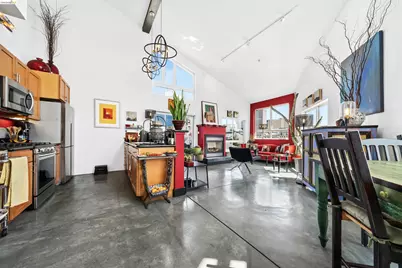 675 8th St #16, Oakland, CA 94607 - Photo 4