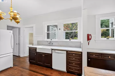 458 Turner Terrace, San Mateo, CA 94401 - Photo 22