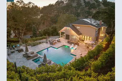 330 Twin Peaks Ln, Alamo, CA 94507 - Photo 2