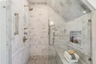 2710 Claremont Blvd, Berkeley, CA 94705 - Photo 36