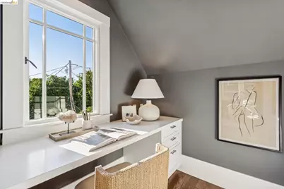 2710 Claremont Blvd., Berkeley, CA 94705 - Photo 32